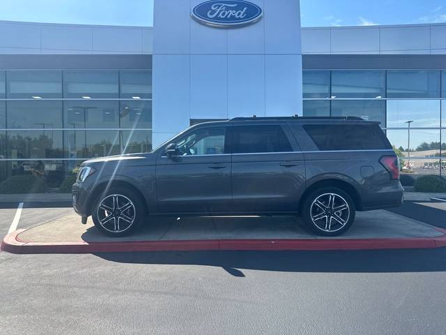 2021 Ford Expedition Max Limited 4WD photo