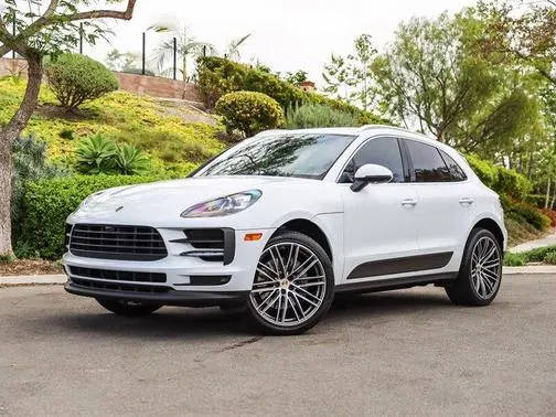 2021 Porsche Macan S AWD photo