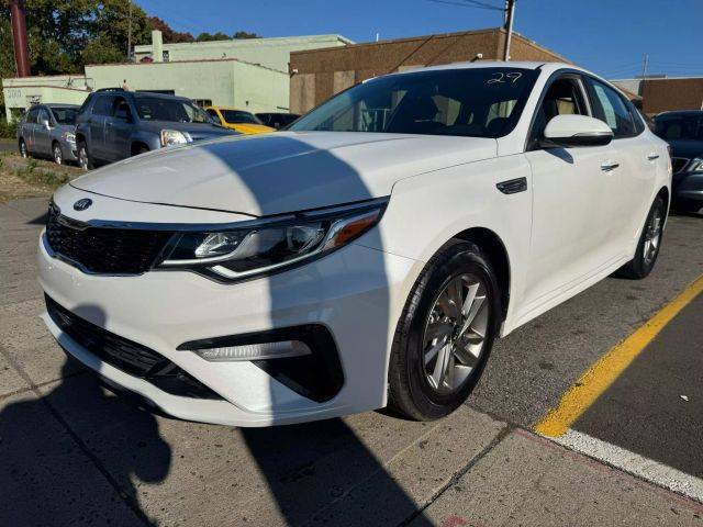 2019 Kia Optima LX FWD photo