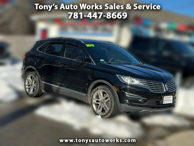 2017 Lincoln  Reserve AWD photo