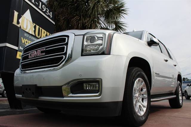 2020 GMC Yukon SLT 4WD photo