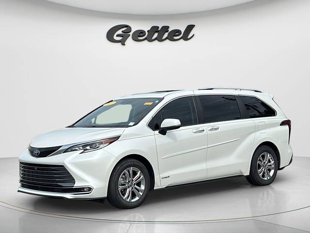2021 Toyota Sienna Platinum AWD photo