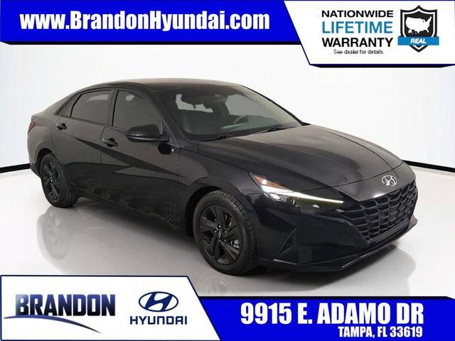 2021 Hyundai Elantra SEL FWD photo