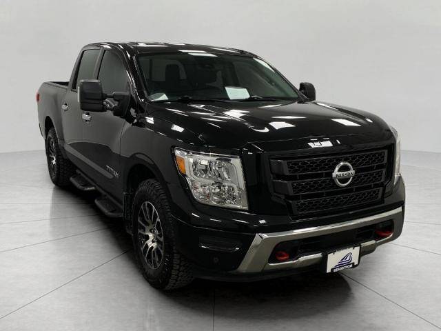 2021 Nissan Titan SV 4WD photo