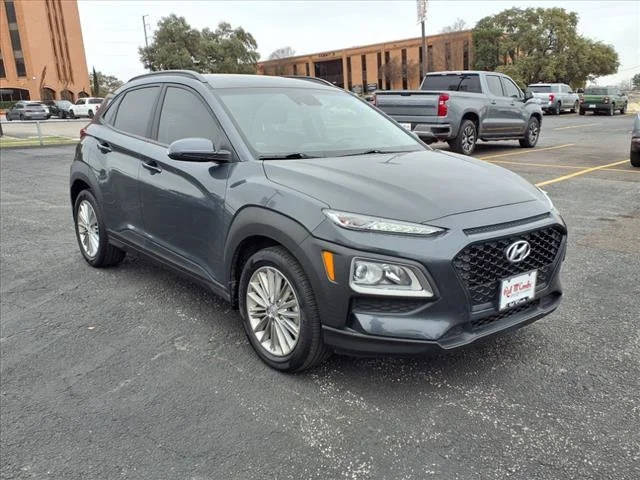 2021 Hyundai Kona SEL FWD photo