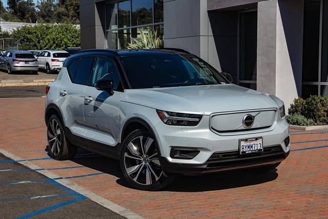 2021 Volvo XC40 Recharge Pure Electric  AWD photo