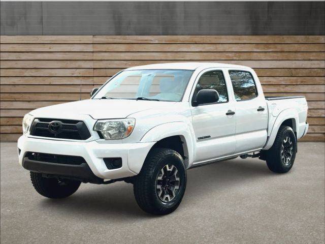 2015 Toyota Tacoma RWD photo