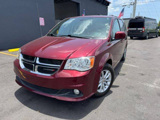 2019 Dodge Grand Caravan SXT FWD photo