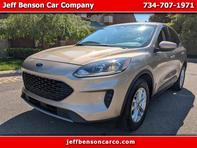 2020 Ford Escape SE AWD photo