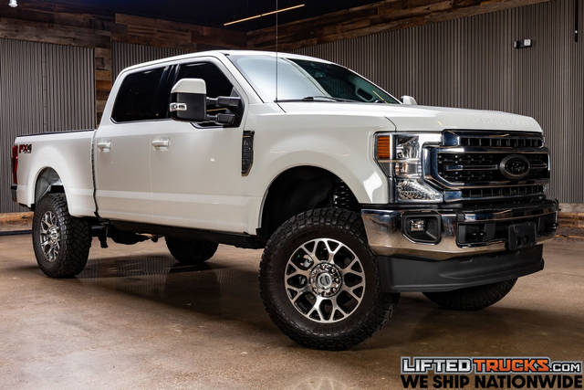 2021 Ford F-250 Super Duty LARIAT 4WD photo