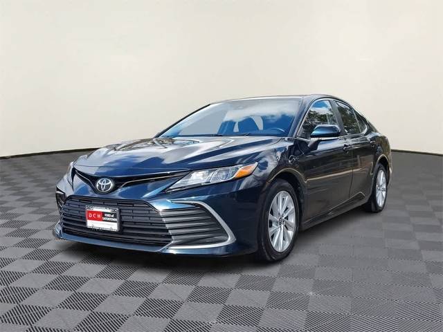 2021 Toyota Camry LE AWD photo