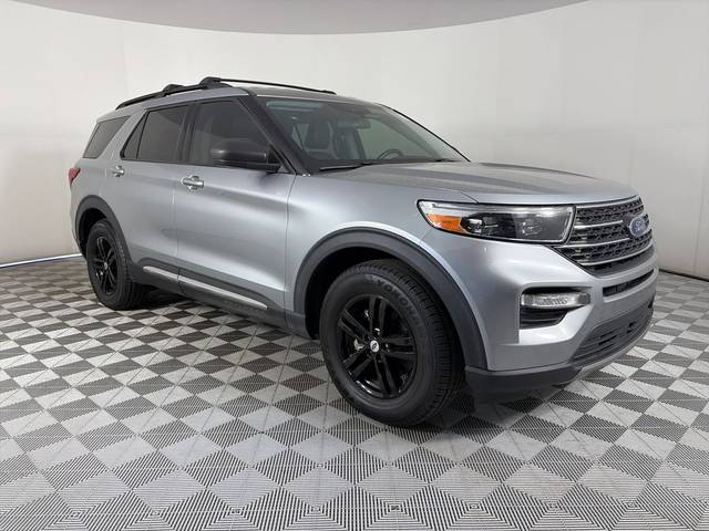 2021 Ford Explorer XLT 4WD photo