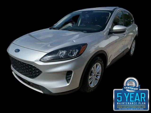 2020 Ford Escape SE FWD photo