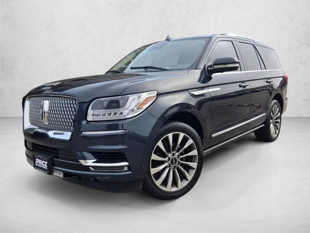 2021 Lincoln Navigator Reserve RWD photo