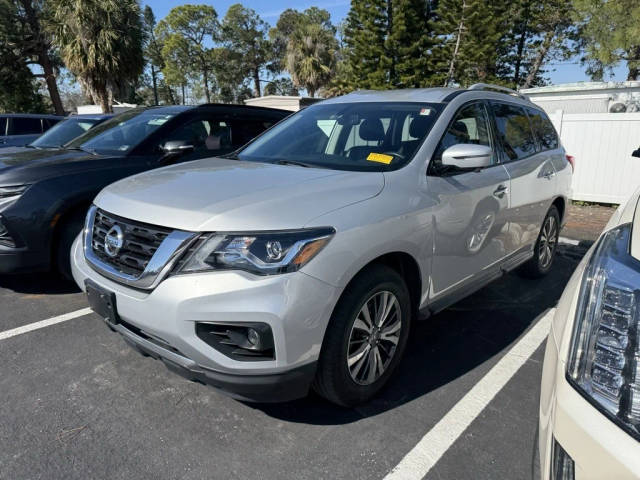 2020 Nissan Pathfinder SL 4WD photo