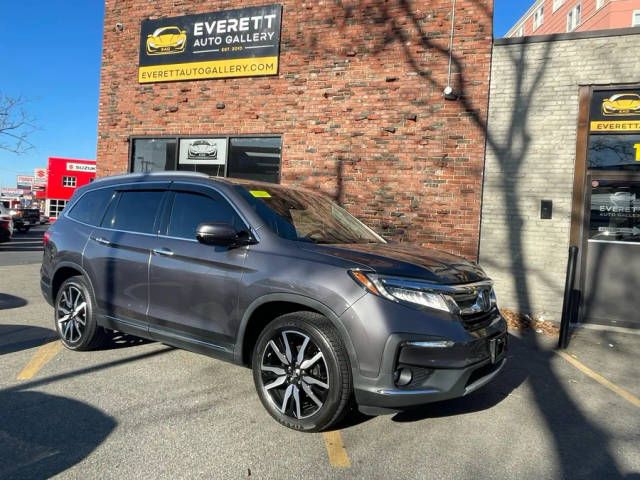 2021 Honda Pilot Touring 8-Passenger AWD photo