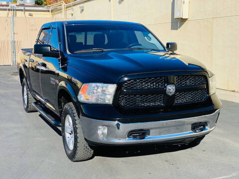 2015 Ram 1500 Outdoorsman 4WD photo