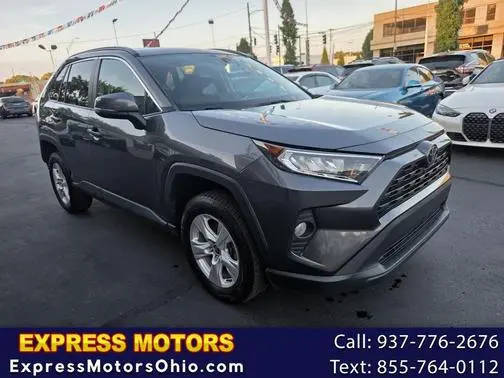 2021 Toyota RAV4 XLE AWD photo