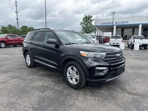 2021 Ford Explorer XLT 4WD photo