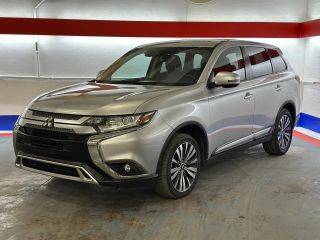 2020 Mitsubishi Outlander SE FWD photo