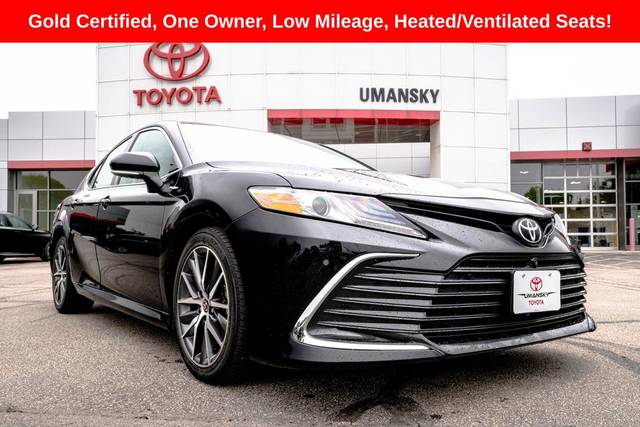 2021 Toyota Camry XLE V6 FWD photo