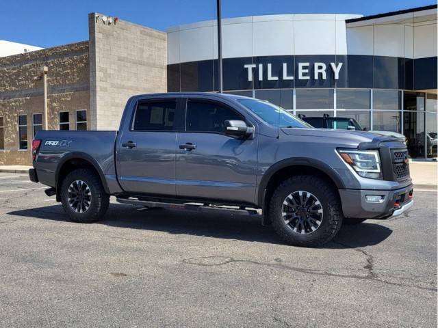 2021 Nissan Titan PRO-4X 4WD photo