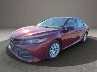 2020 Toyota Camry LE FWD photo