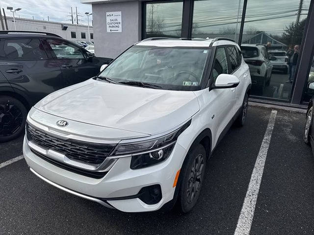 2021 Kia Seltos EX AWD photo