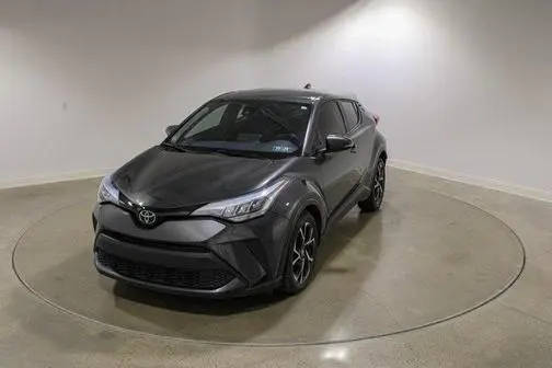 2020 Toyota C-HR XLE FWD photo