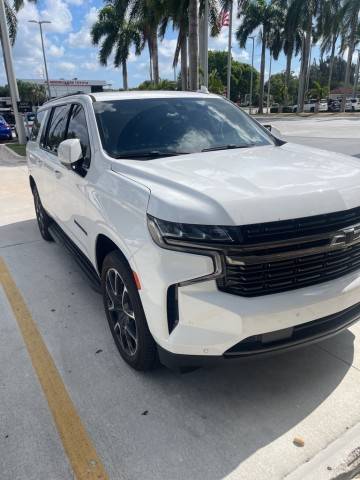 2021 Chevrolet Suburban RST RWD photo