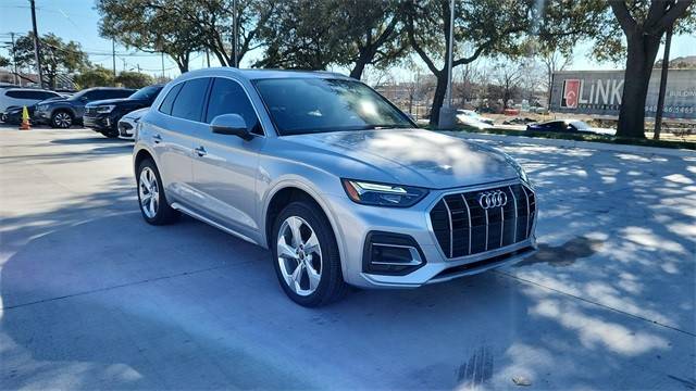 2021 Audi Q5 Premium Plus AWD photo