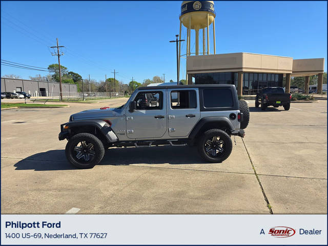 2021 Jeep Wrangler Unlimited Unlimited Sport S 4WD photo