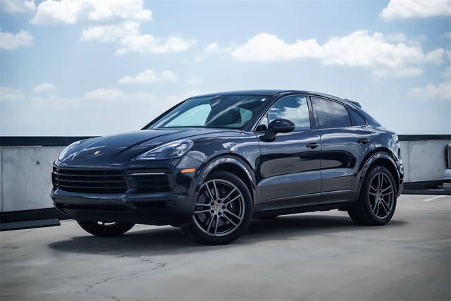 2021 Porsche Cayenne Coupe  AWD photo