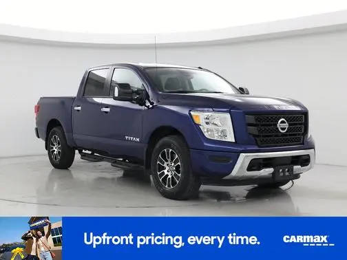 2021 Nissan Titan SV 4WD photo