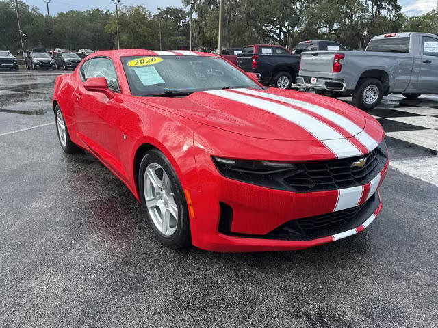 2020 Chevrolet Camaro 1LT RWD photo