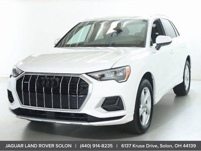 2020 Audi Q3 Premium AWD photo
