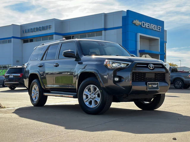 2021 Toyota 4Runner SR5 4WD photo