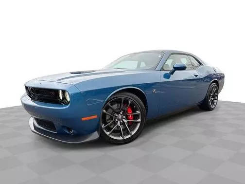 2021 Dodge Challenger R/T Scat Pack RWD photo