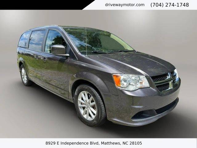 2016 Dodge Grand Caravan SXT FWD photo