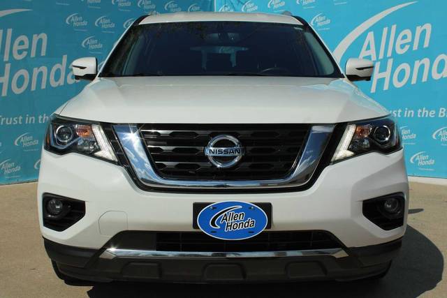 2020 Nissan Pathfinder SL FWD photo