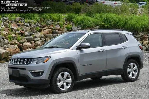 2021 Jeep Compass Latitude 4WD photo