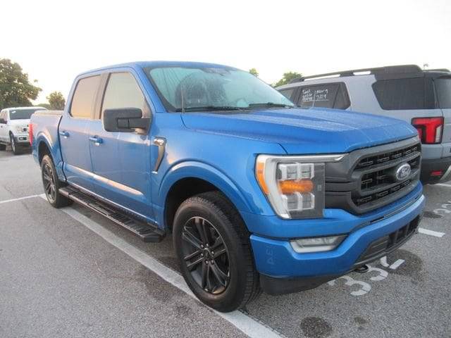 2021 Ford F-150 XLT 4WD photo