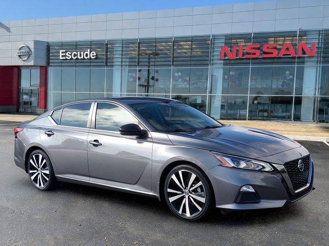 2021 Nissan Altima 2.0 SR FWD photo