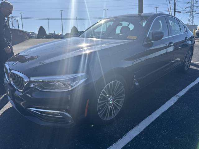 2018 BMW 5 Series 530e xDrive iPerformance AWD photo