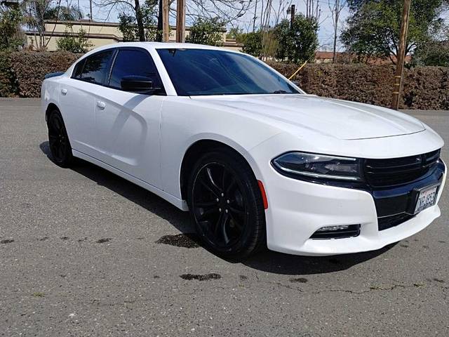2016 Dodge Charger R/T RWD photo