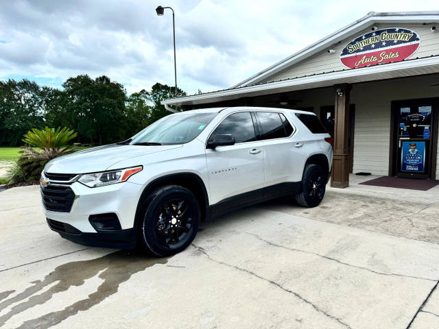 2021 Chevrolet Traverse LS FWD photo