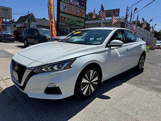2021 Nissan Altima 2.5 SV AWD photo