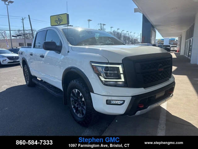 2021 Nissan Titan PRO-4X 4WD photo