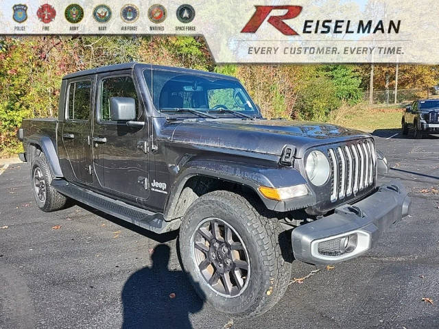 2021 Jeep Gladiator Overland 4WD photo