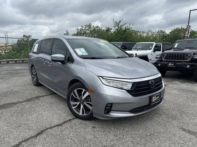 2021 Honda Odyssey Touring FWD photo